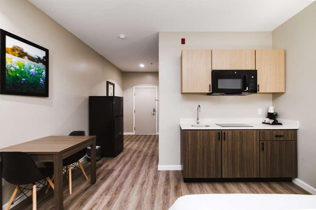 Surestay Studio By Best Western Conroe Downtown Habitación foto